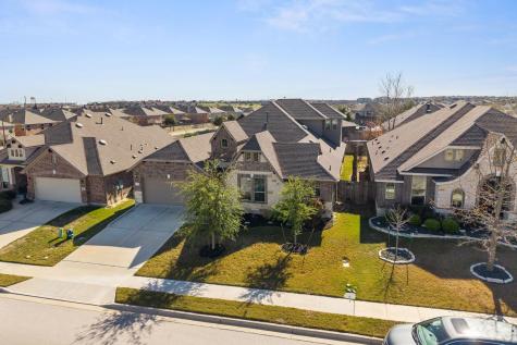 105 W Highfield Street Hutto TX 78634