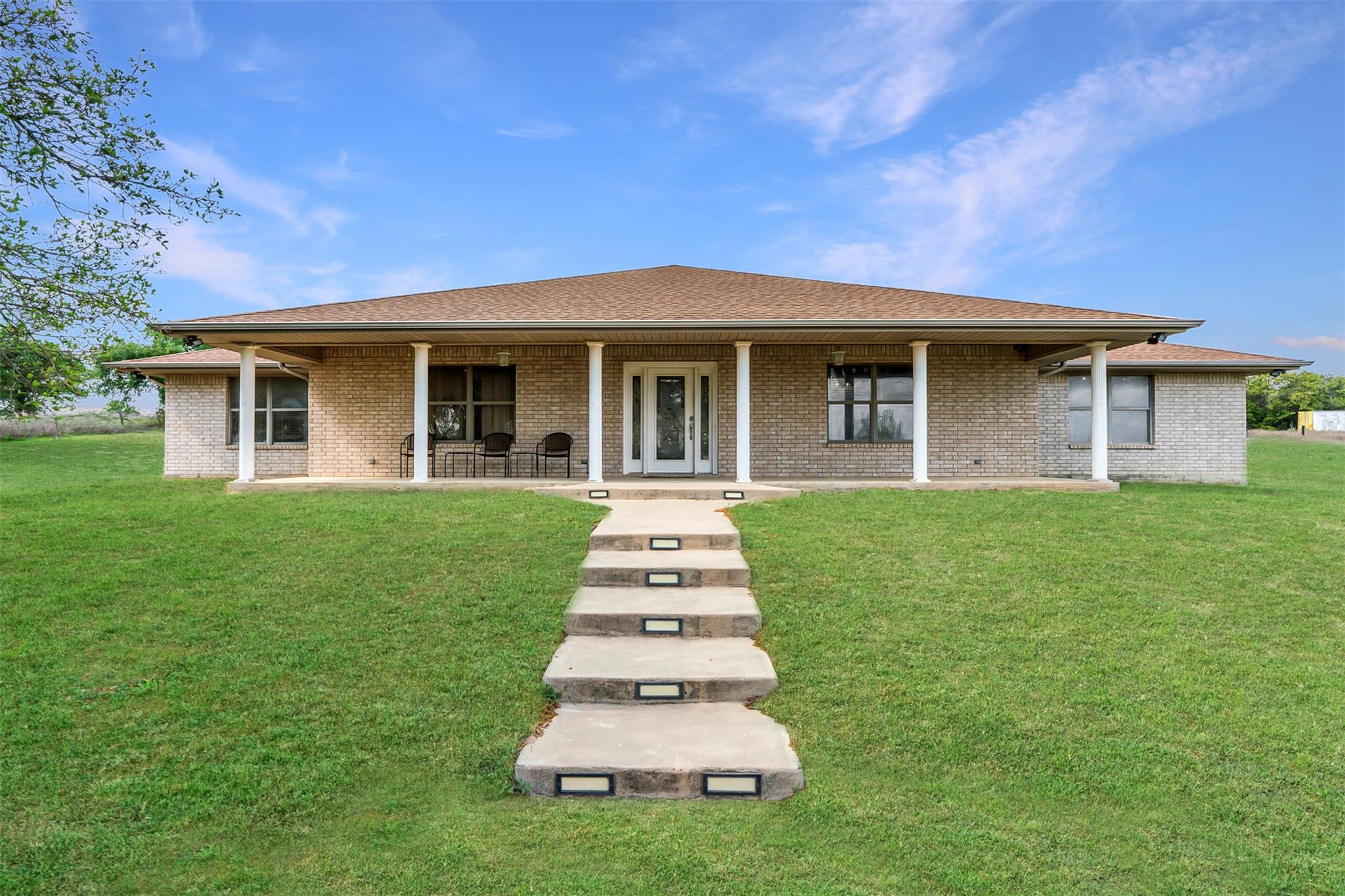 640 W F Avenue Milano TX 76556