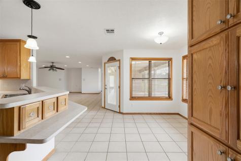 640 W F Avenue Milano TX 76556