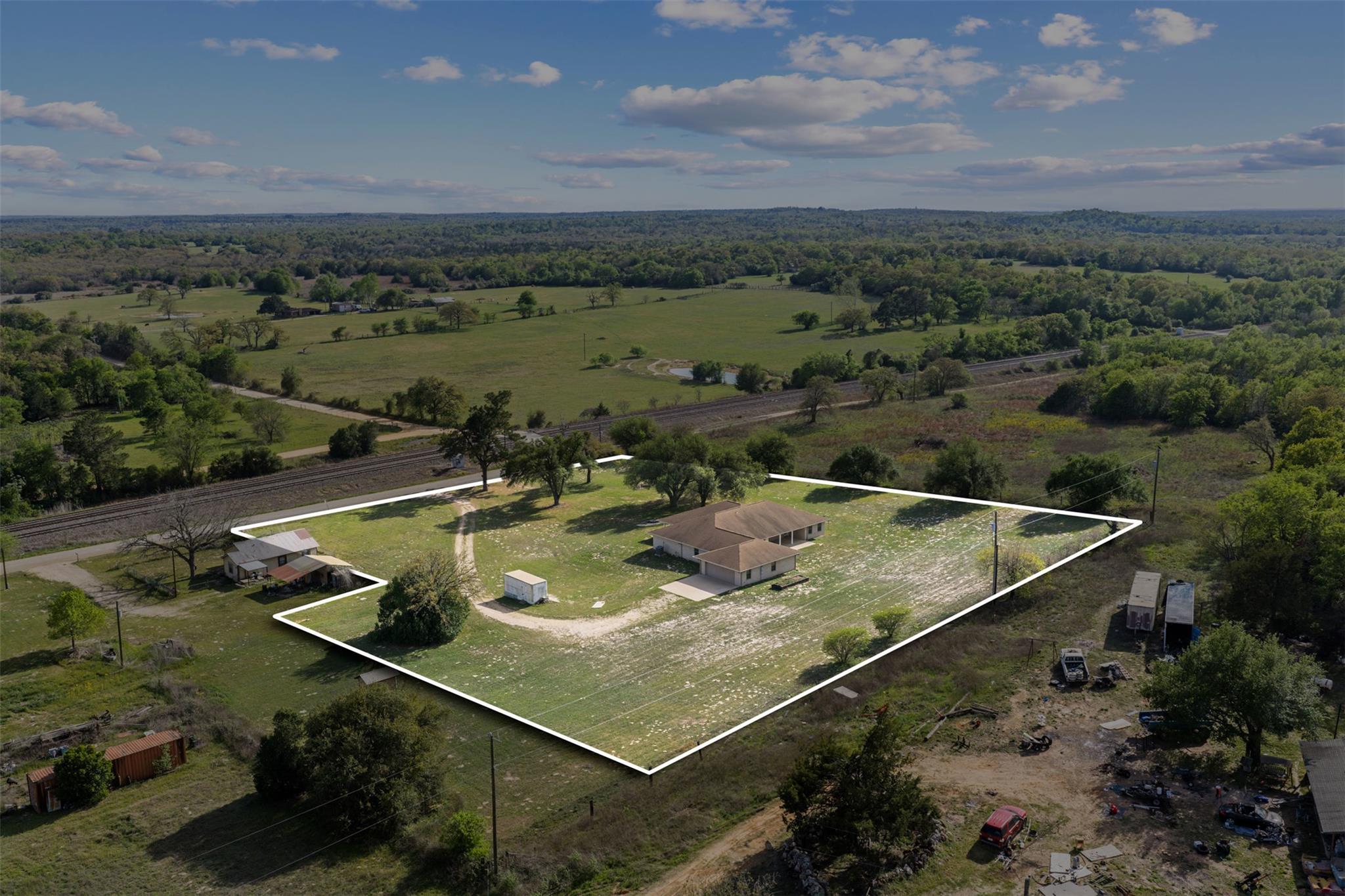 640 W F Avenue Milano TX 76556