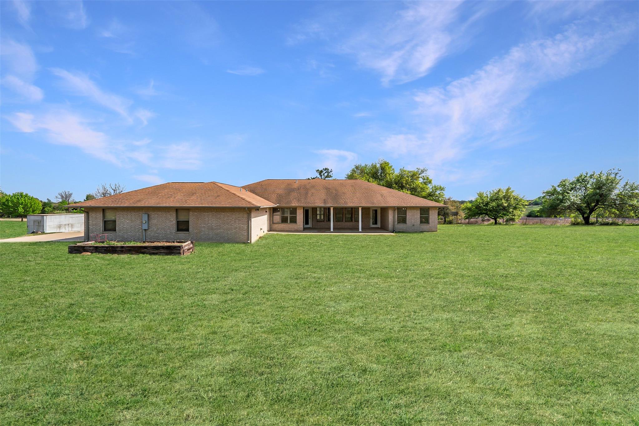 640 W F Avenue Milano TX 76556