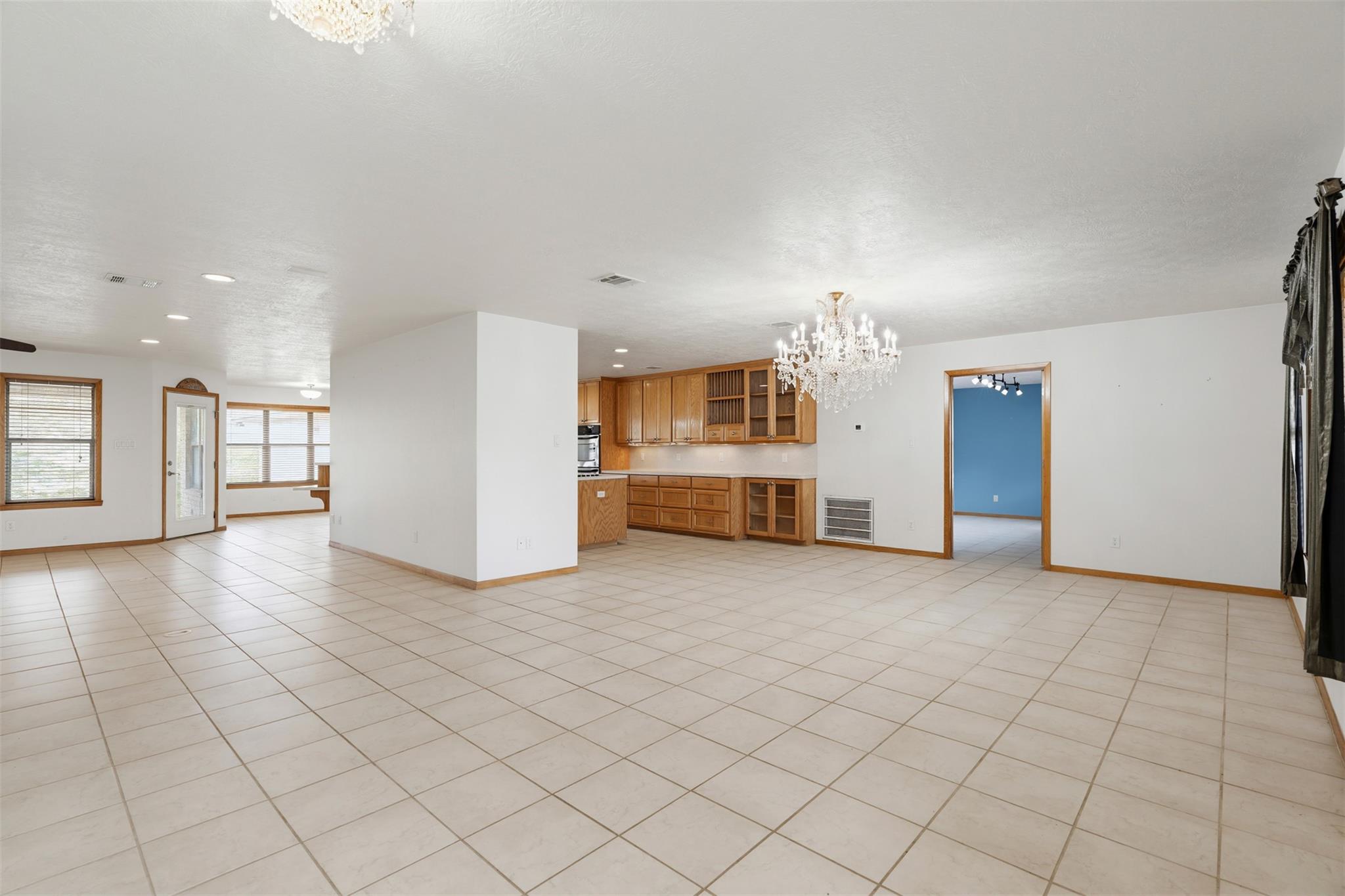 640 W F Avenue Milano TX 76556