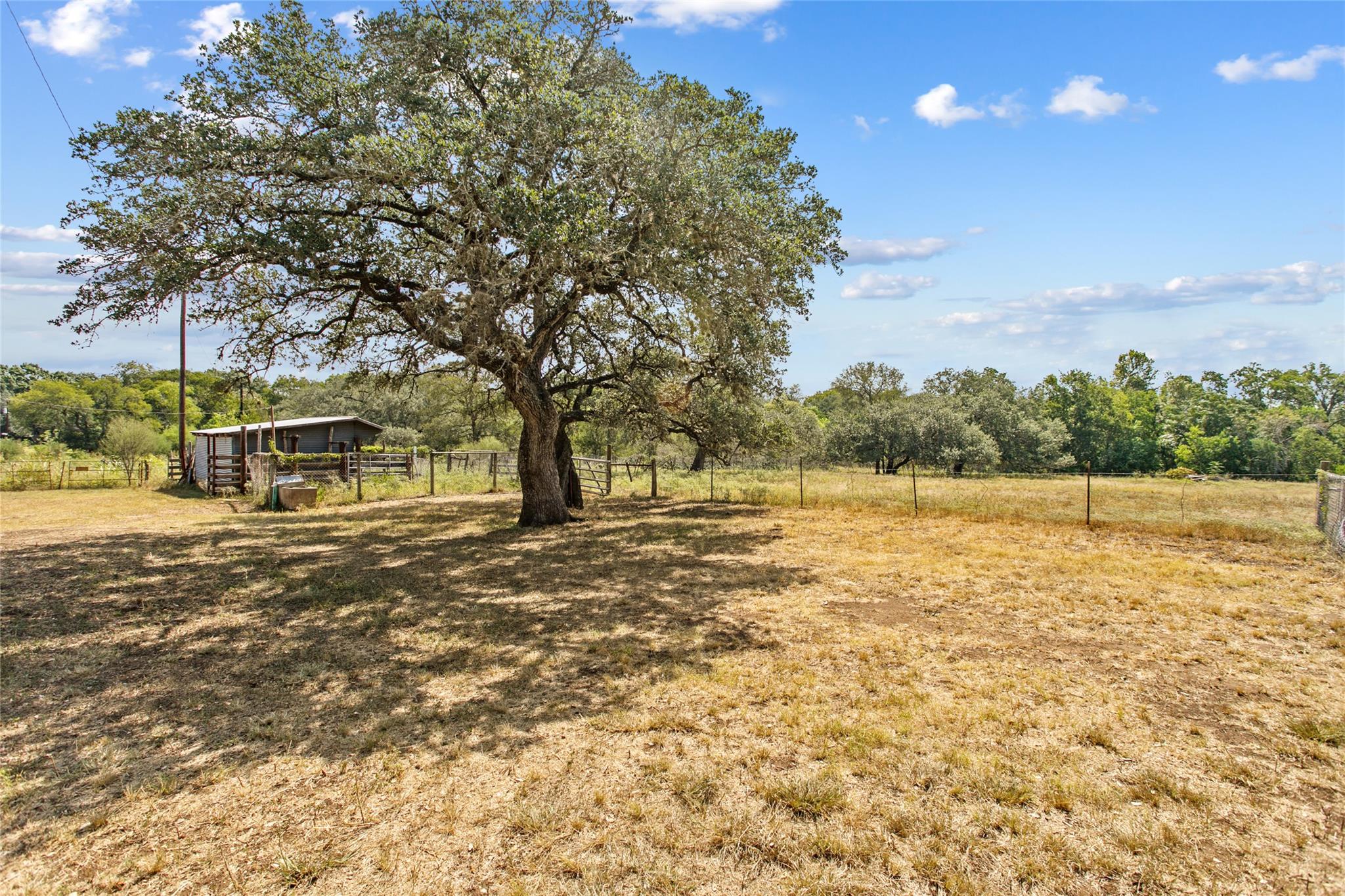 1408 State Park Road Lockhart TX 78644