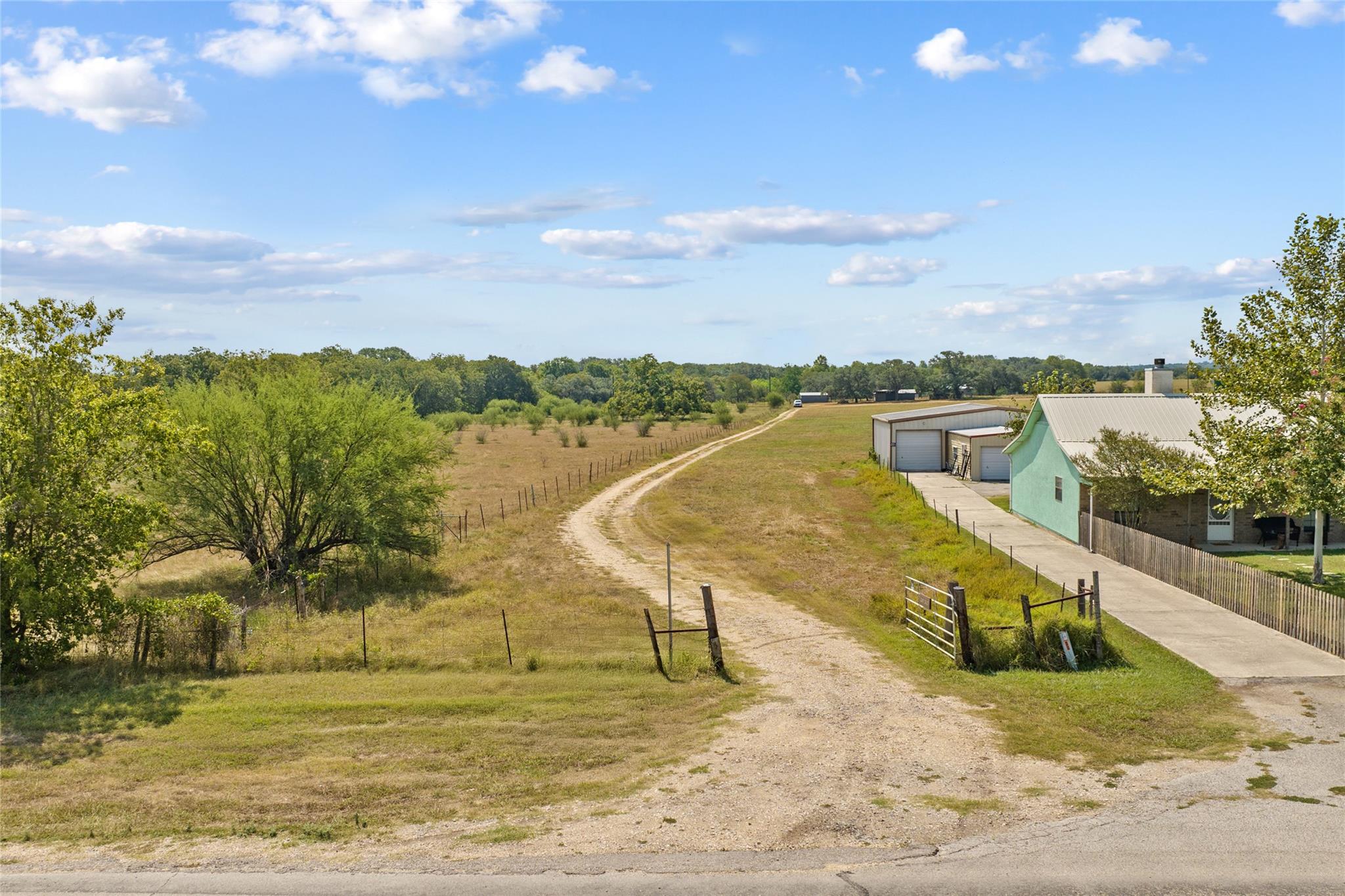1408 State Park Road Lockhart TX 78644