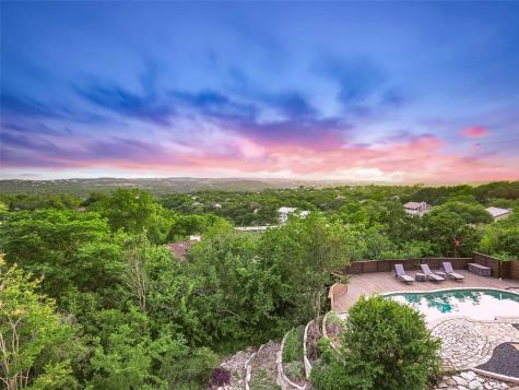 1304 Canoe Brook Drive Austin TX 78746