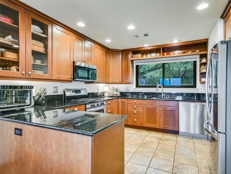 1304 Canoe Brook Drive Austin TX 78746