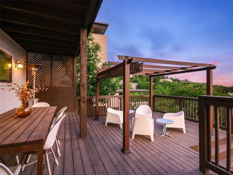 1304 Canoe Brook Drive Austin TX 78746