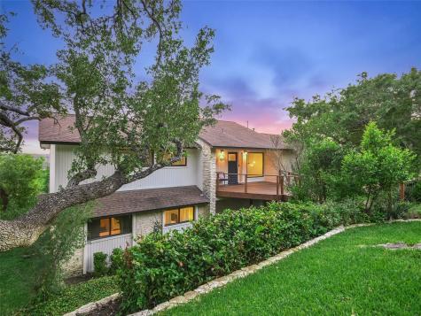1304 Canoe Brook Drive Austin TX 78746