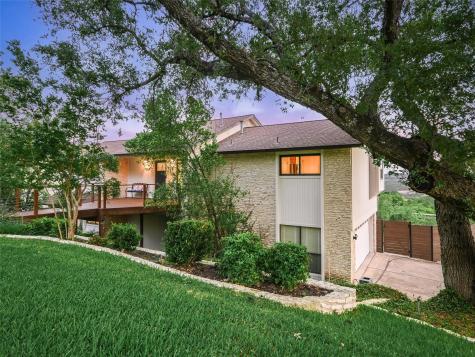 1304 Canoe Brook Drive Austin TX 78746