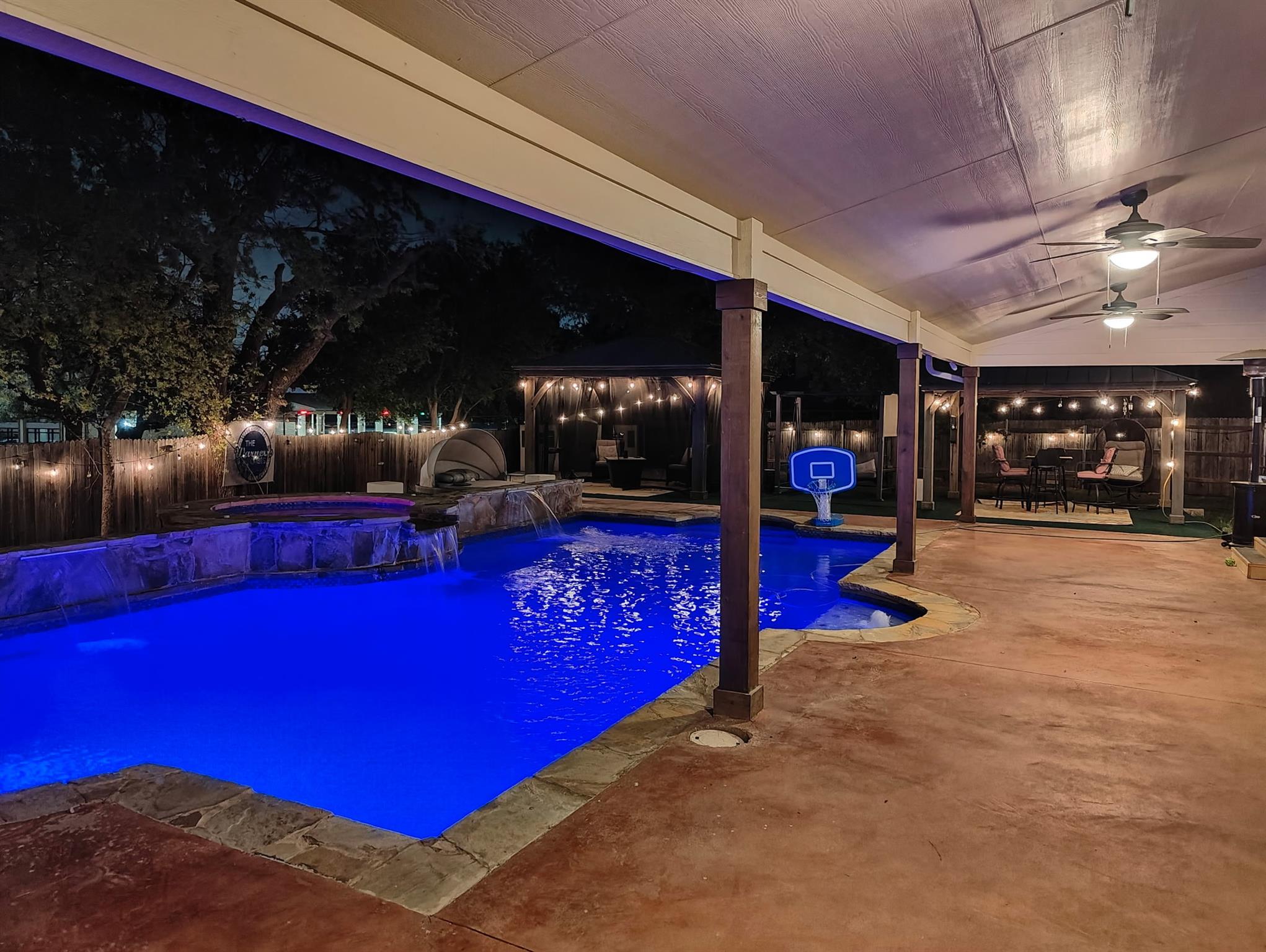 8002 Woodhall Cove Austin TX 78717