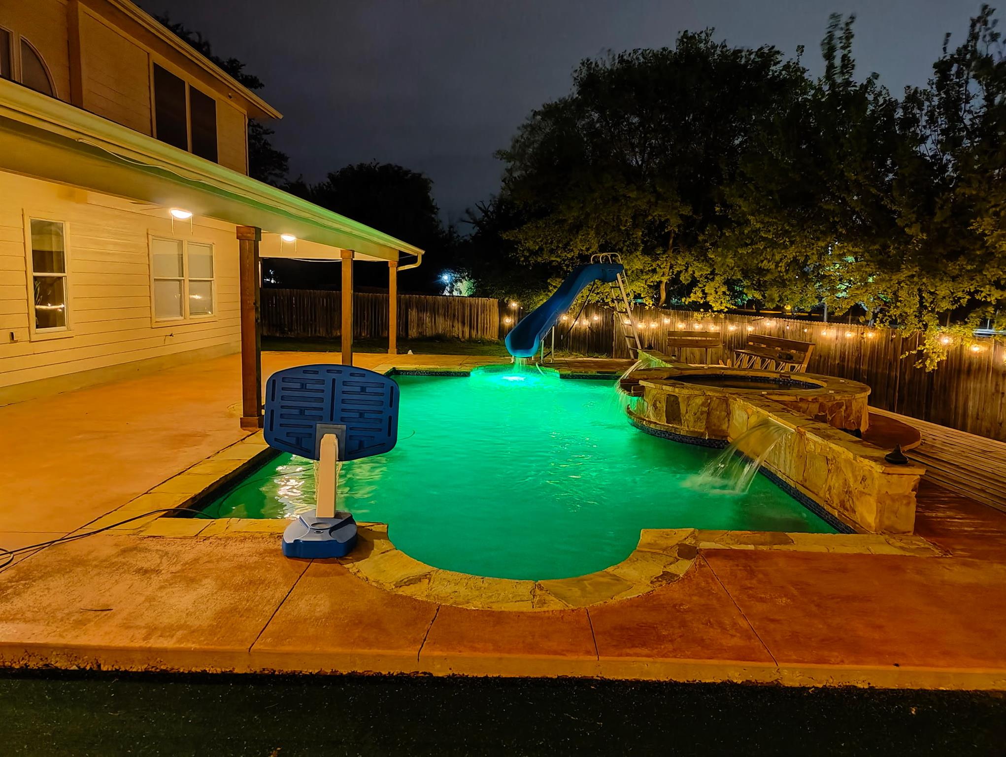 8002 Woodhall Cove Austin TX 78717