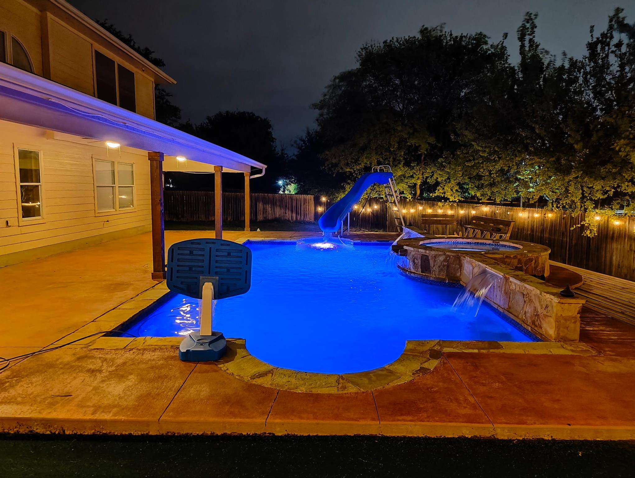 8002 Woodhall Cove Austin TX 78717