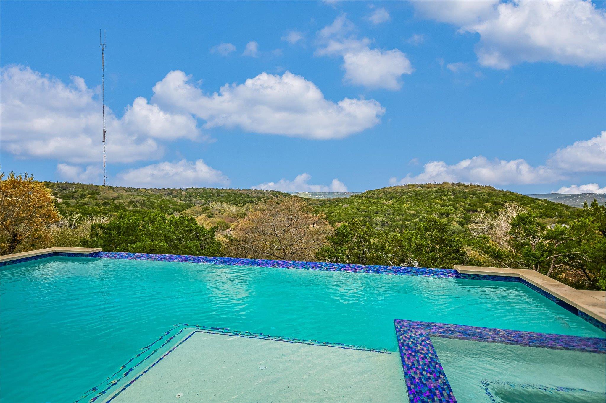 4908 Bull Mountain Cove Austin TX 78746