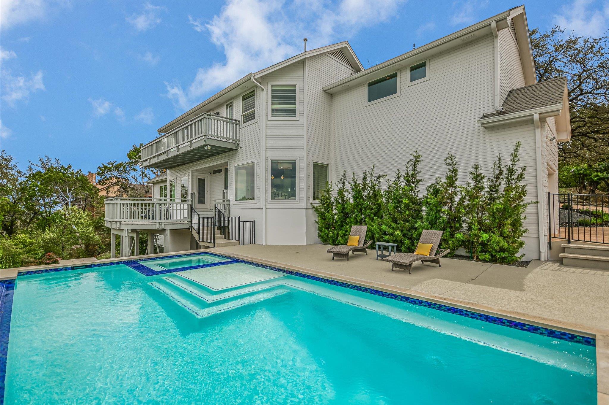 4908 Bull Mountain Cove Austin TX 78746