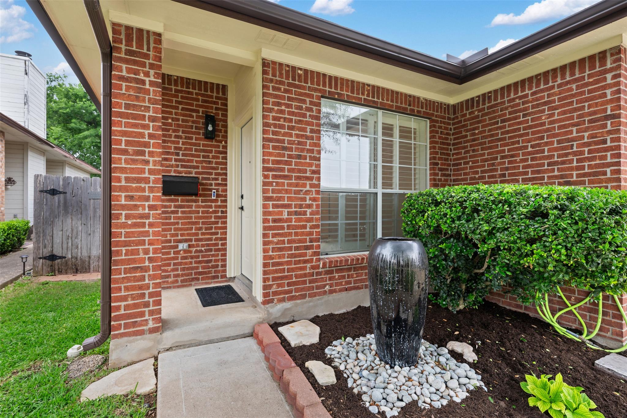 2429A Curry Loop Round Rock TX 78664