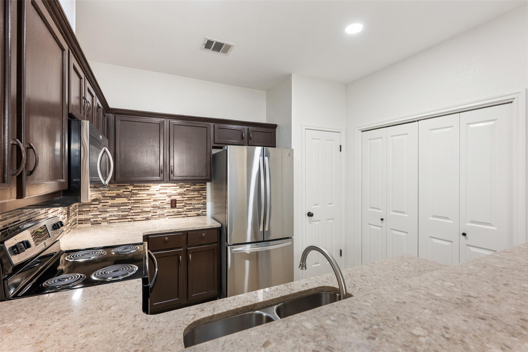 2429A Curry Loop Round Rock TX 78664