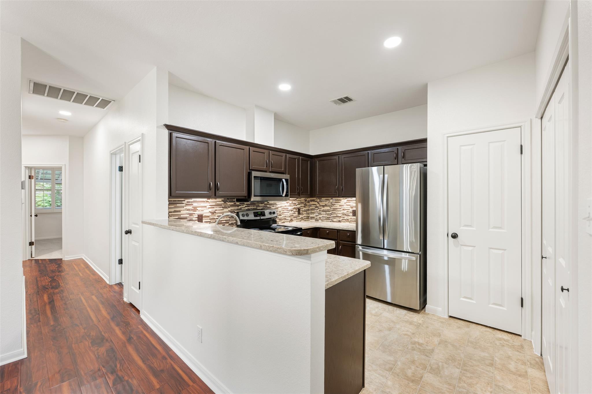 2429A Curry Loop Round Rock TX 78664