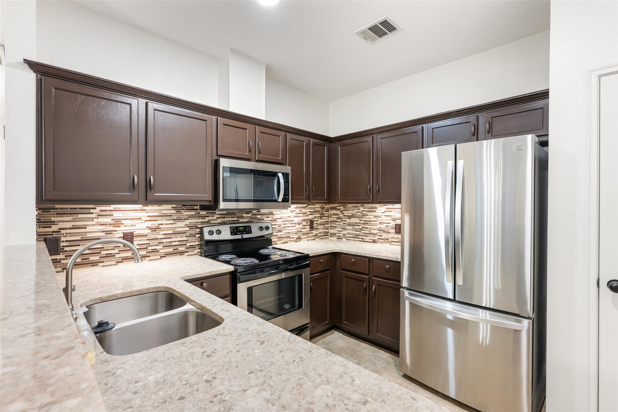 2429A Curry Loop Round Rock TX 78664