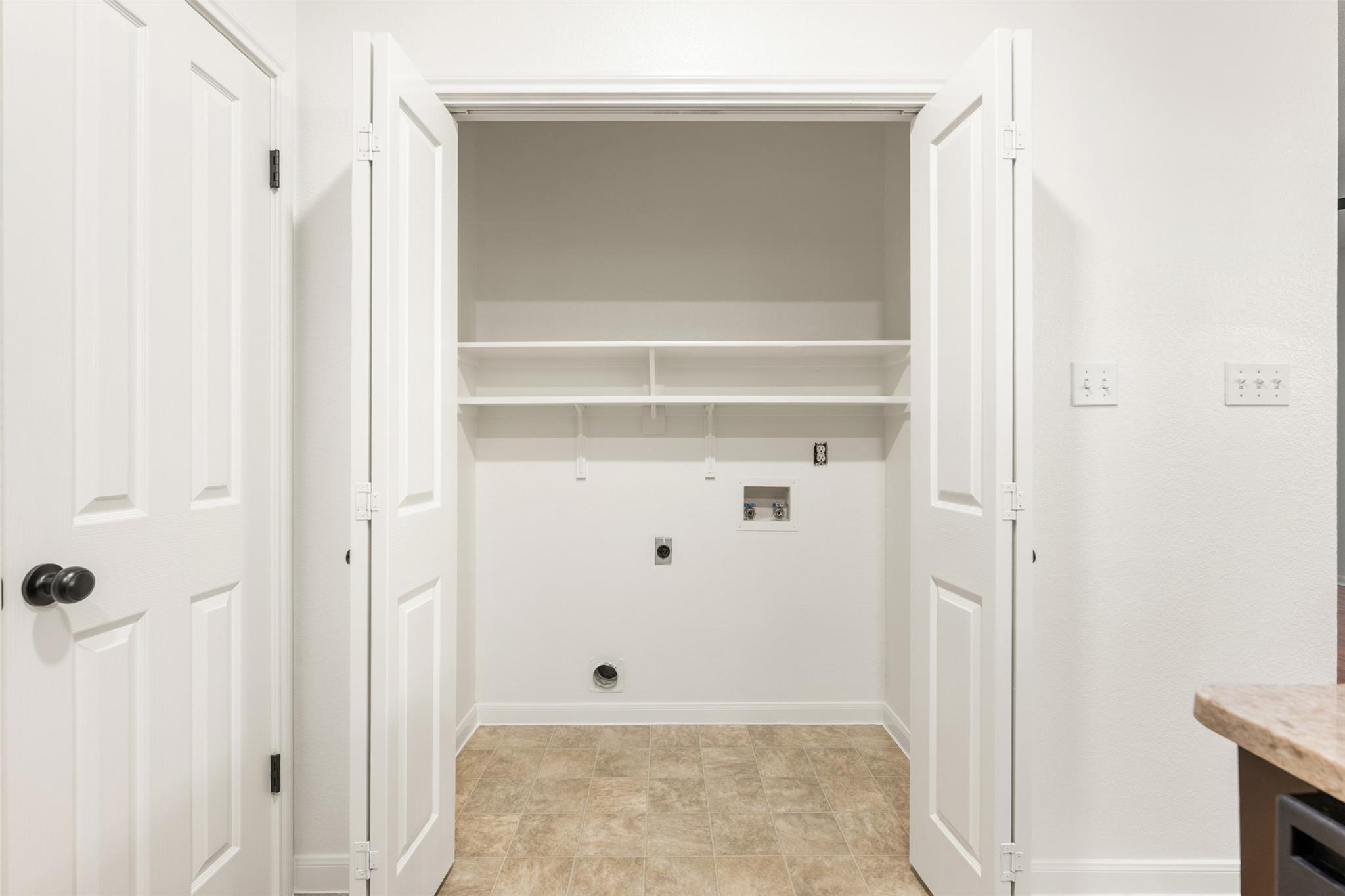 2429A Curry Loop Round Rock TX 78664