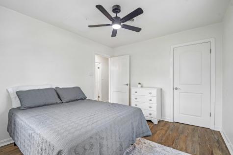 605 Bishop Street Smithville TX 78957