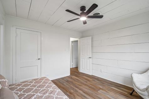 605 Bishop Street Smithville TX 78957