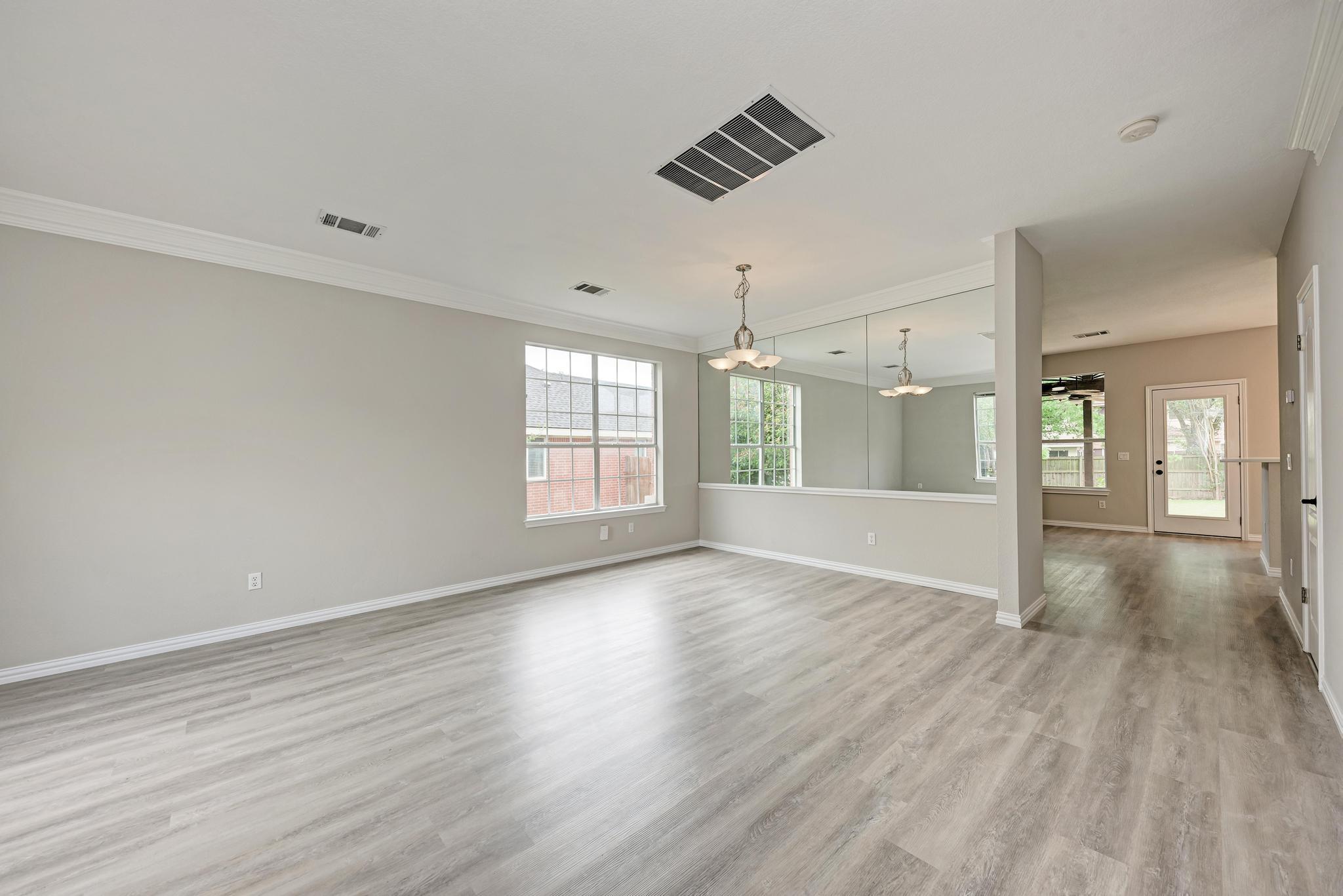 10701 Pinkney Lane Austin TX 78739