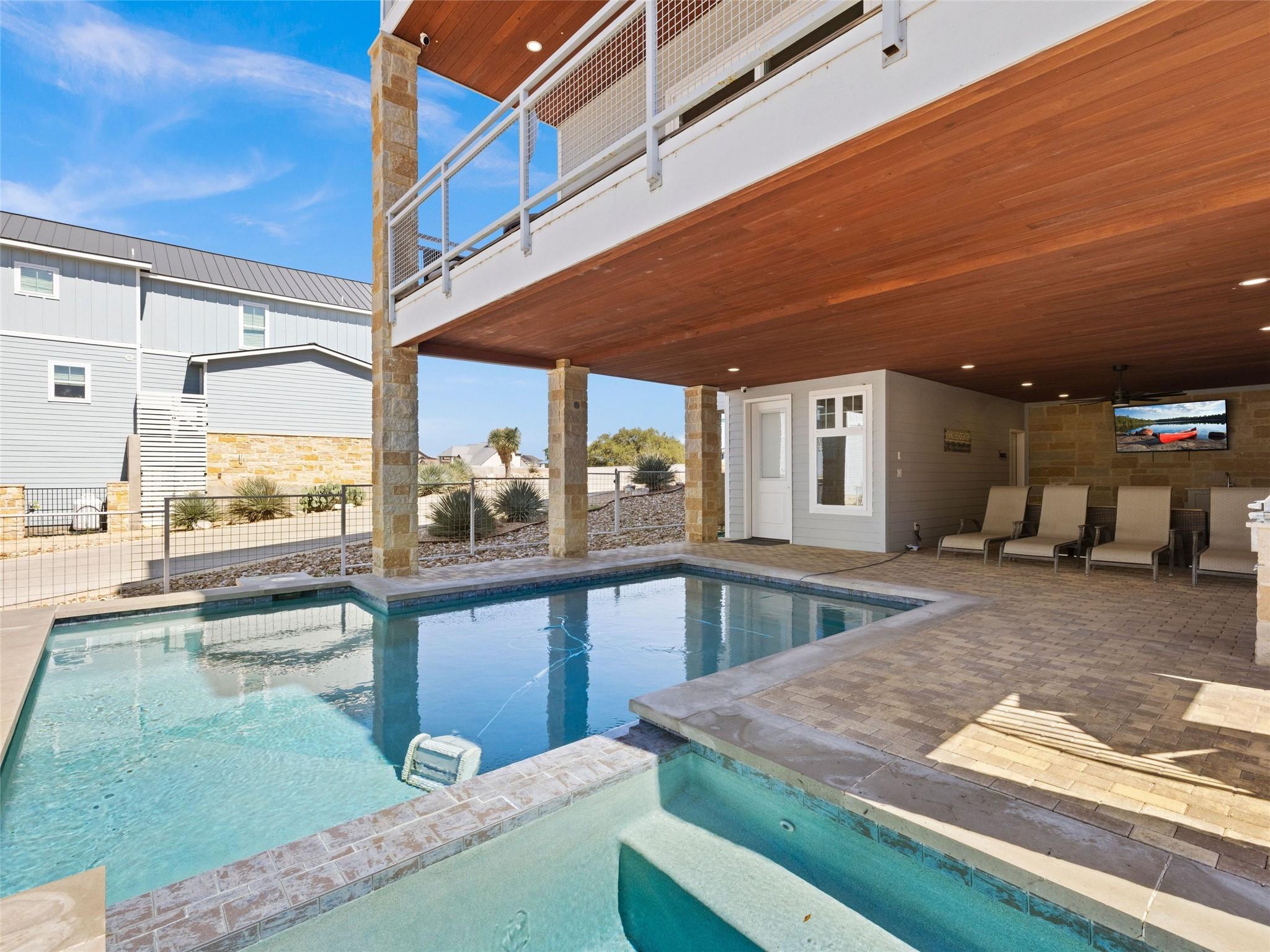 200 Archview Lane Kingsland TX 78639