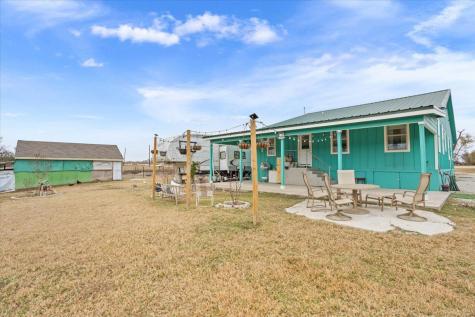 50 Dusty Dam Road Coupland TX 78615