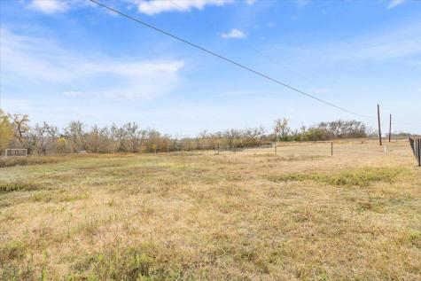 50 Dusty Dam Road Coupland TX 78615