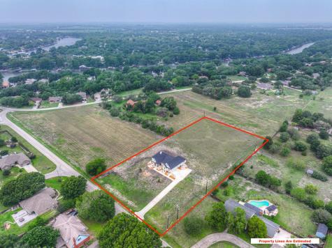 110 Lake Village Road Seguin TX 78155