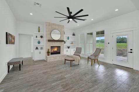 110 Lake Village Road Seguin TX 78155