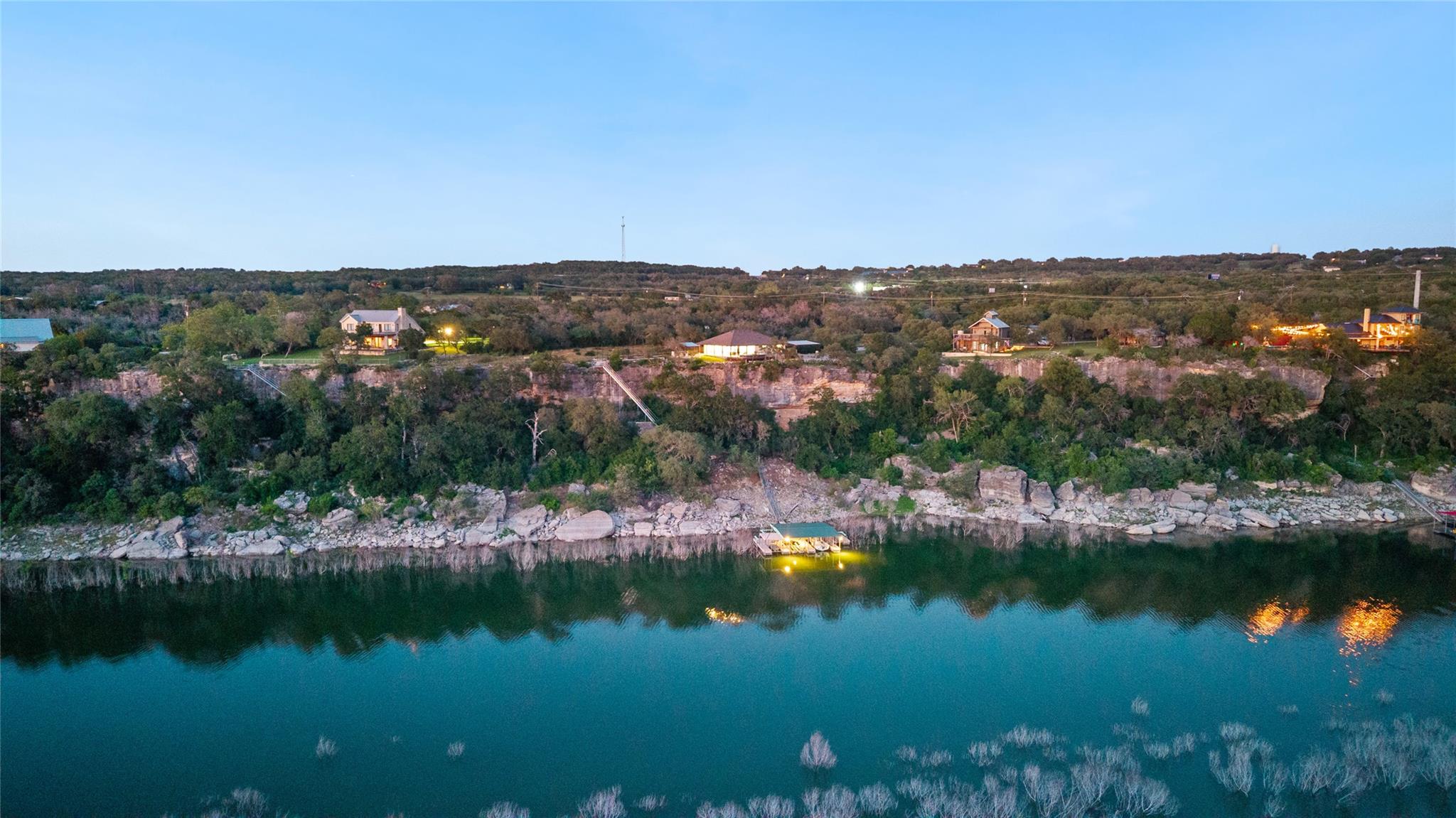 1104 Cliffview Drive Spicewood TX 78669