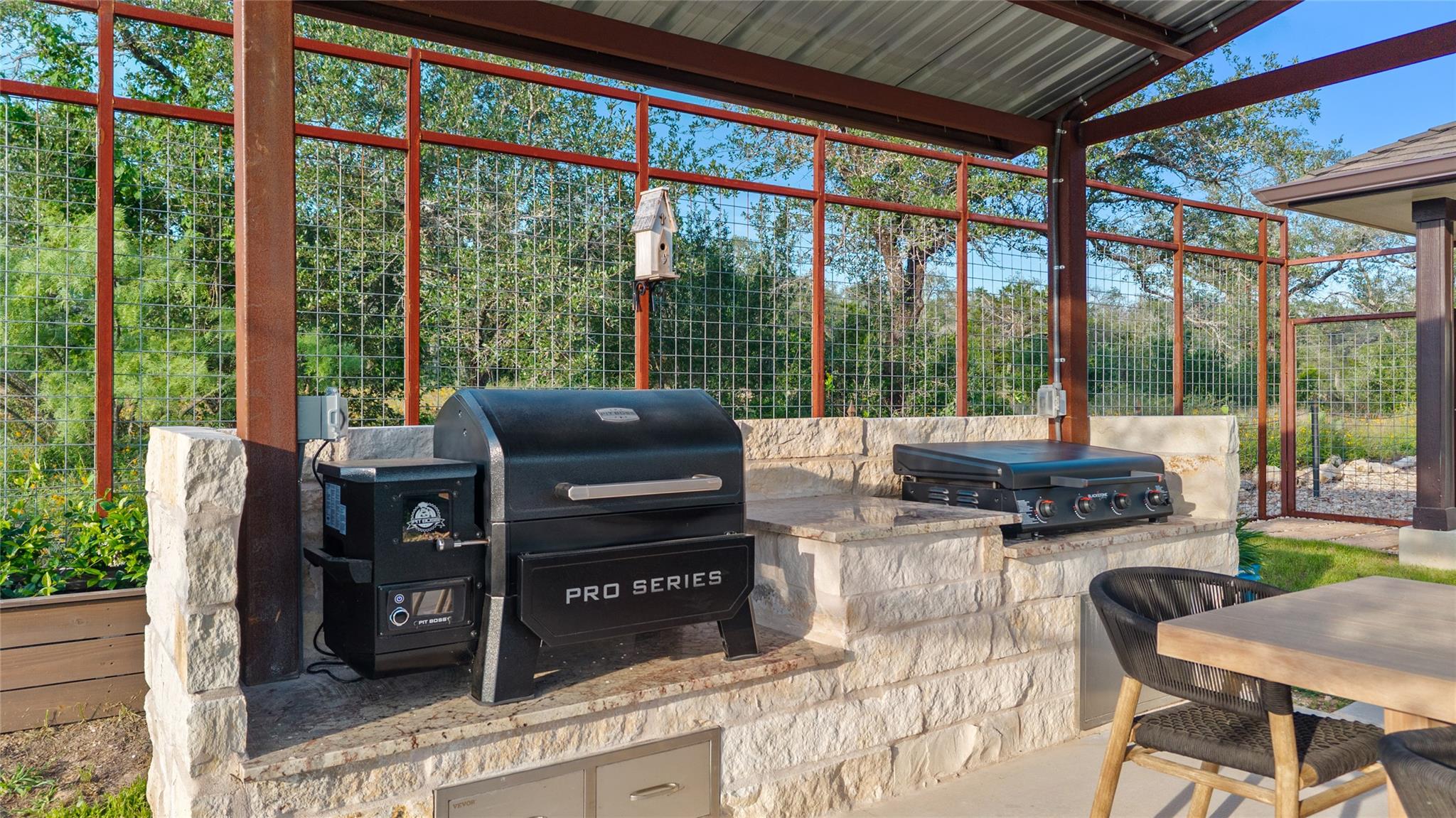 1104 Cliffview Drive Spicewood TX 78669