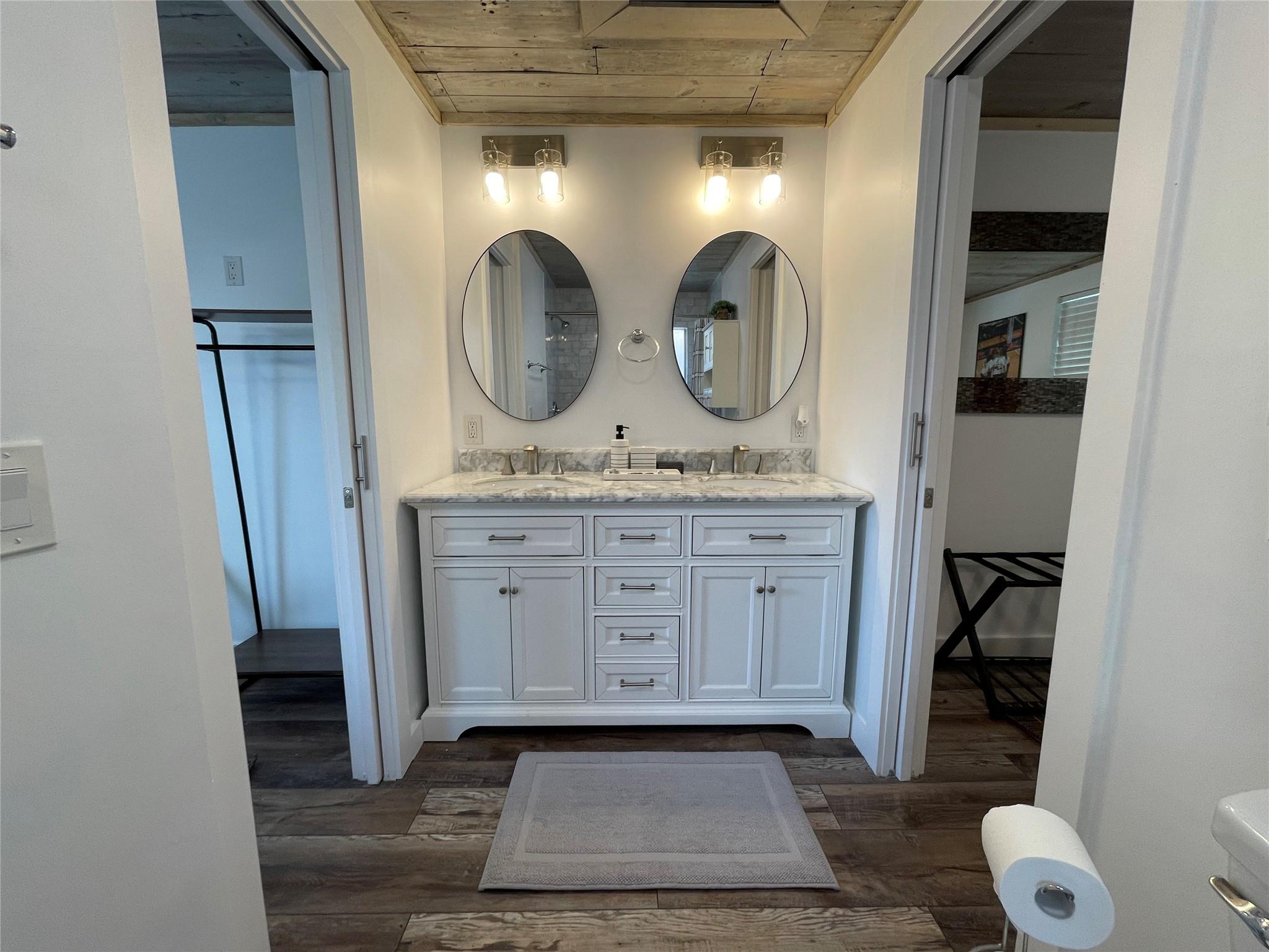 2402 Santa Rita Street Austin TX 78702