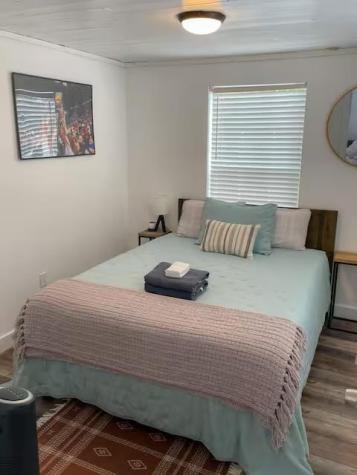2402 Santa Rita Street Austin TX 78702