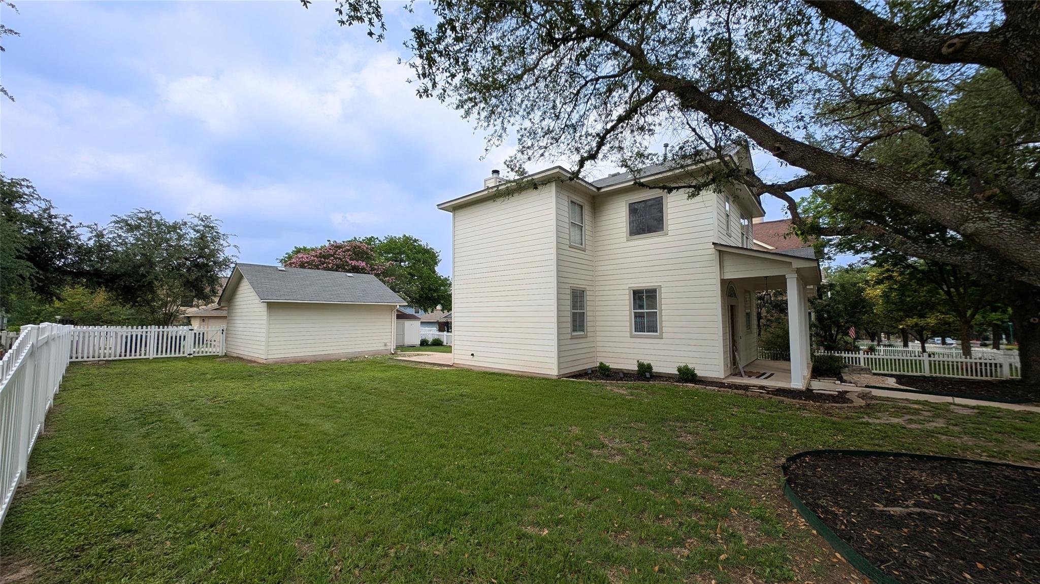 219 Witte Road Kyle TX 78640