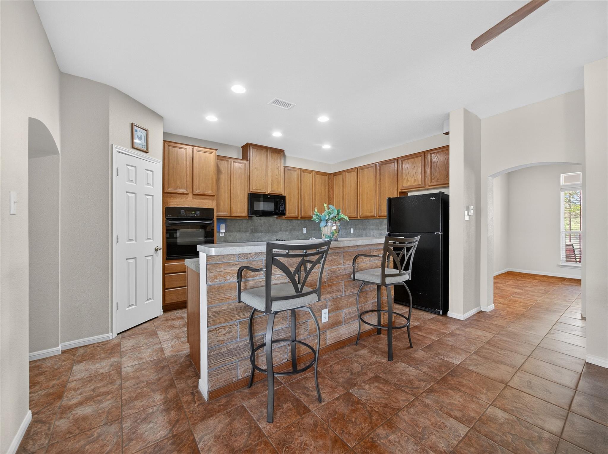 1281 Private Road 7037 Lexington TX 78947