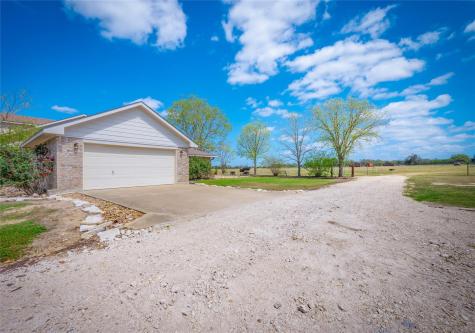 1281 Private Road 7037 Lexington TX 78947