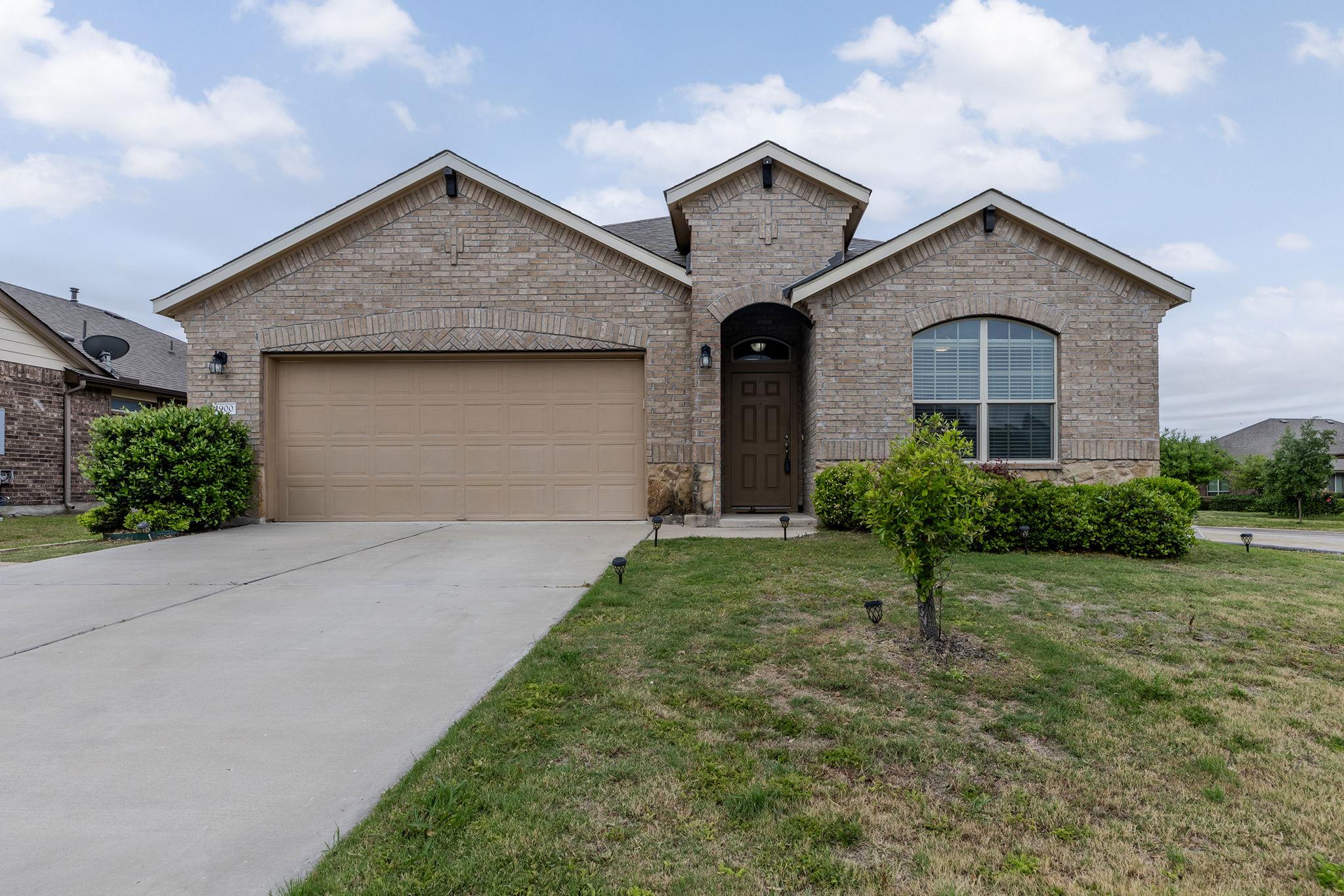 1900 Alvarado Drive Round Rock TX 78664