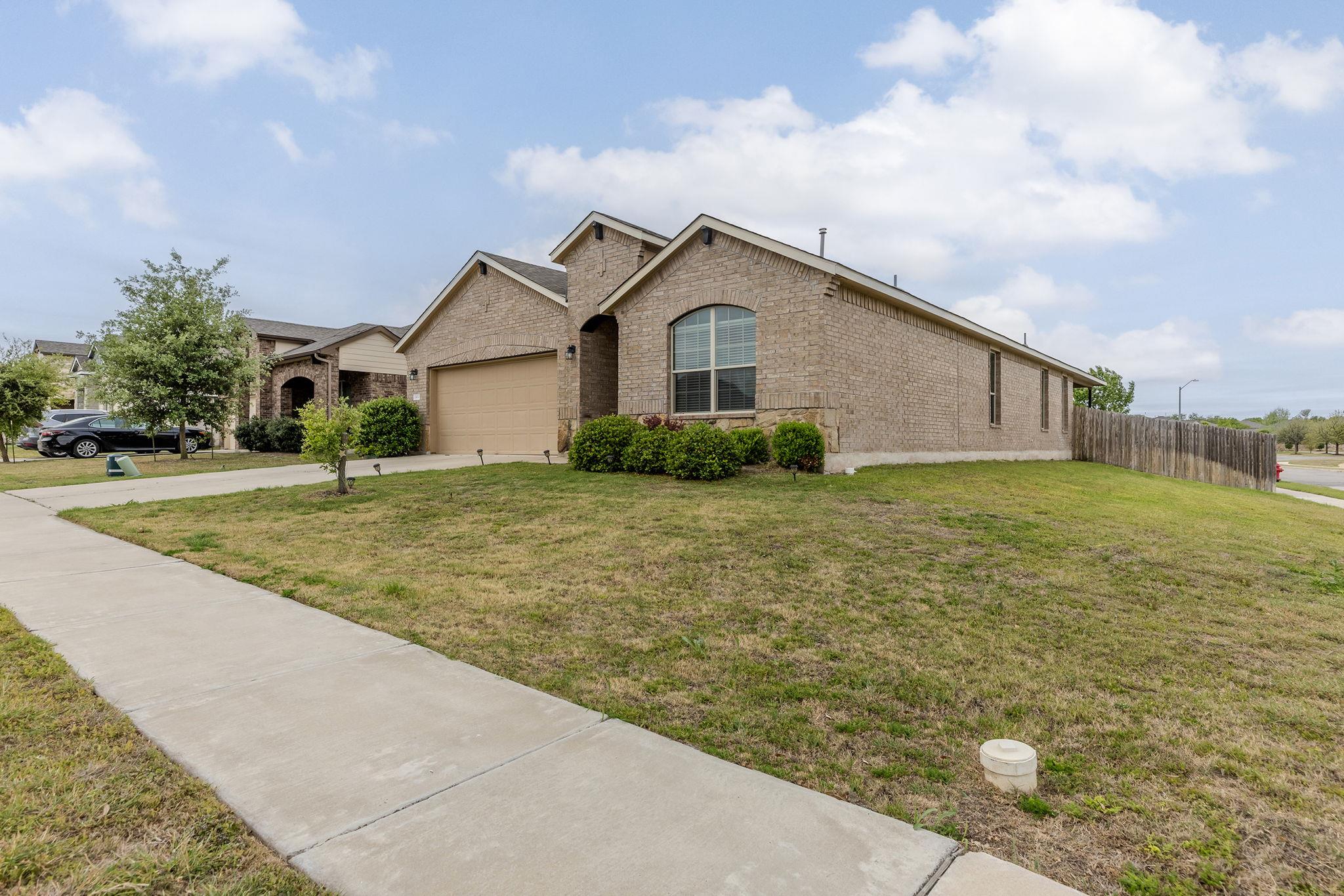 1900 Alvarado Drive Round Rock TX 78664