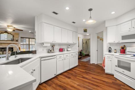15 Palmer Lane Wimberley TX 78676
