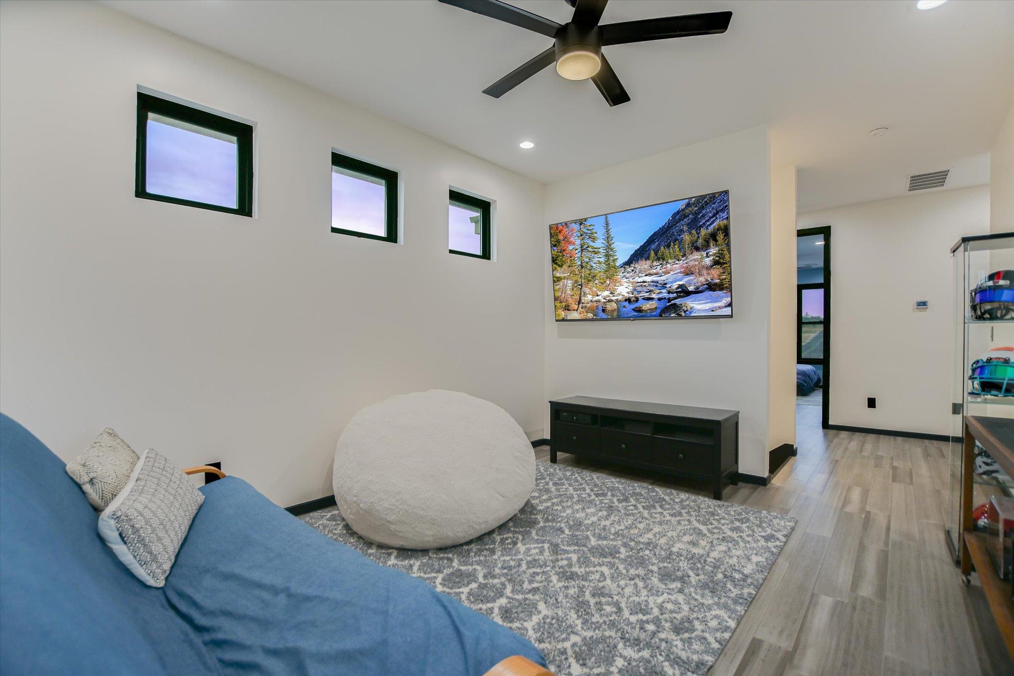 100 Big Sky Burnet TX 78611