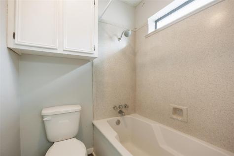320 Long Pointe Drive Portland TX 78374