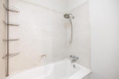 320 Long Pointe Drive Portland TX 78374