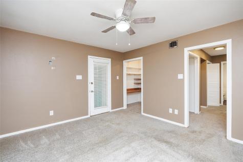 320 Long Pointe Drive Portland TX 78374