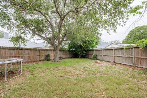 320 Long Pointe Drive Portland TX 78374