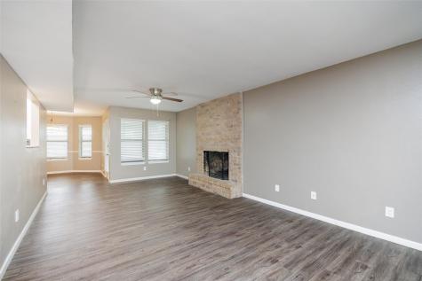 320 Long Pointe Drive Portland TX 78374