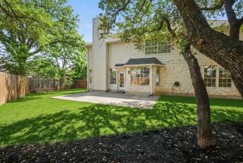 2022 Inverness Drive Round Rock TX 78681
