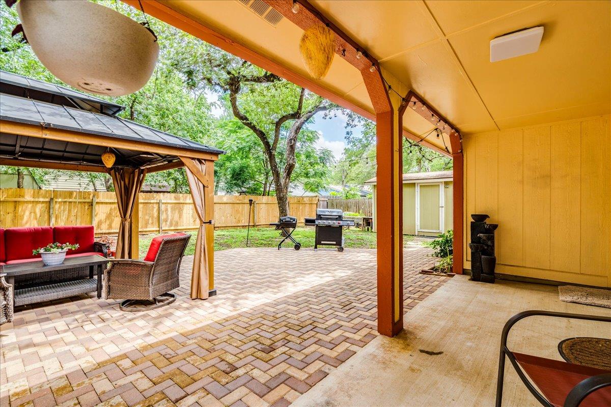 9716 Moorberry Street Austin TX 78729