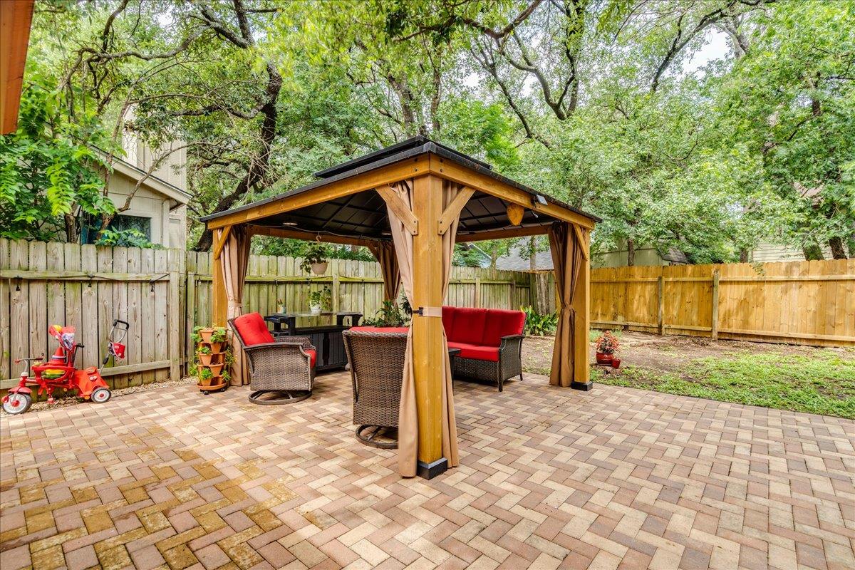 9716 Moorberry Street Austin TX 78729
